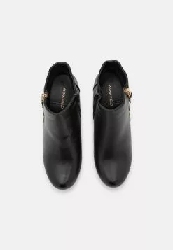 Bottines À Plateau - Black 13 Bottines À Plateau - Black -Anna Field Soldes 134cb1a9a4554375b0616df961776611