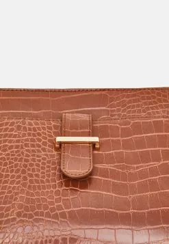 Anna Field Sac Bandoulière - Cognac 12 Anna Field Sac Bandoulière - Cognac -Anna Field Soldes 63cb60a7f46f4045b69e920f77fb38b9