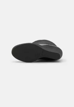 Anna Field Winter Boot - Bottes Compensées - Black -Anna Field Soldes 72d6221a8eec41a0a35954e545d8b990