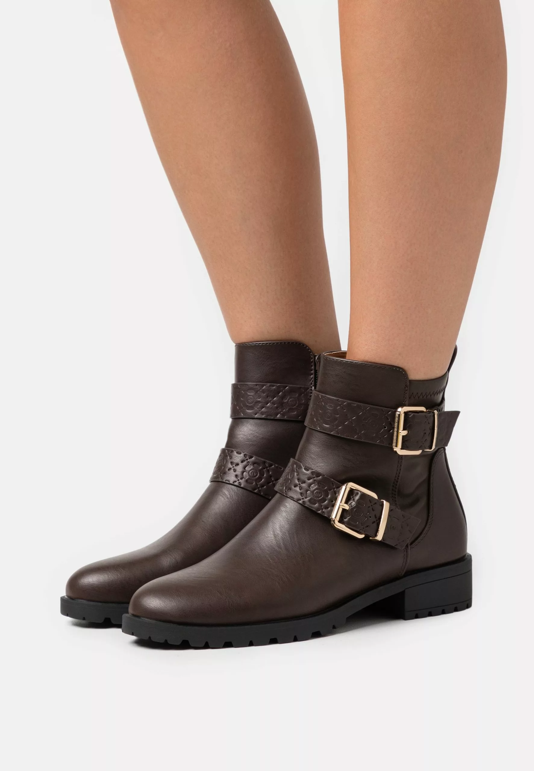 Santiags - Brown 3 Santiags - Brown