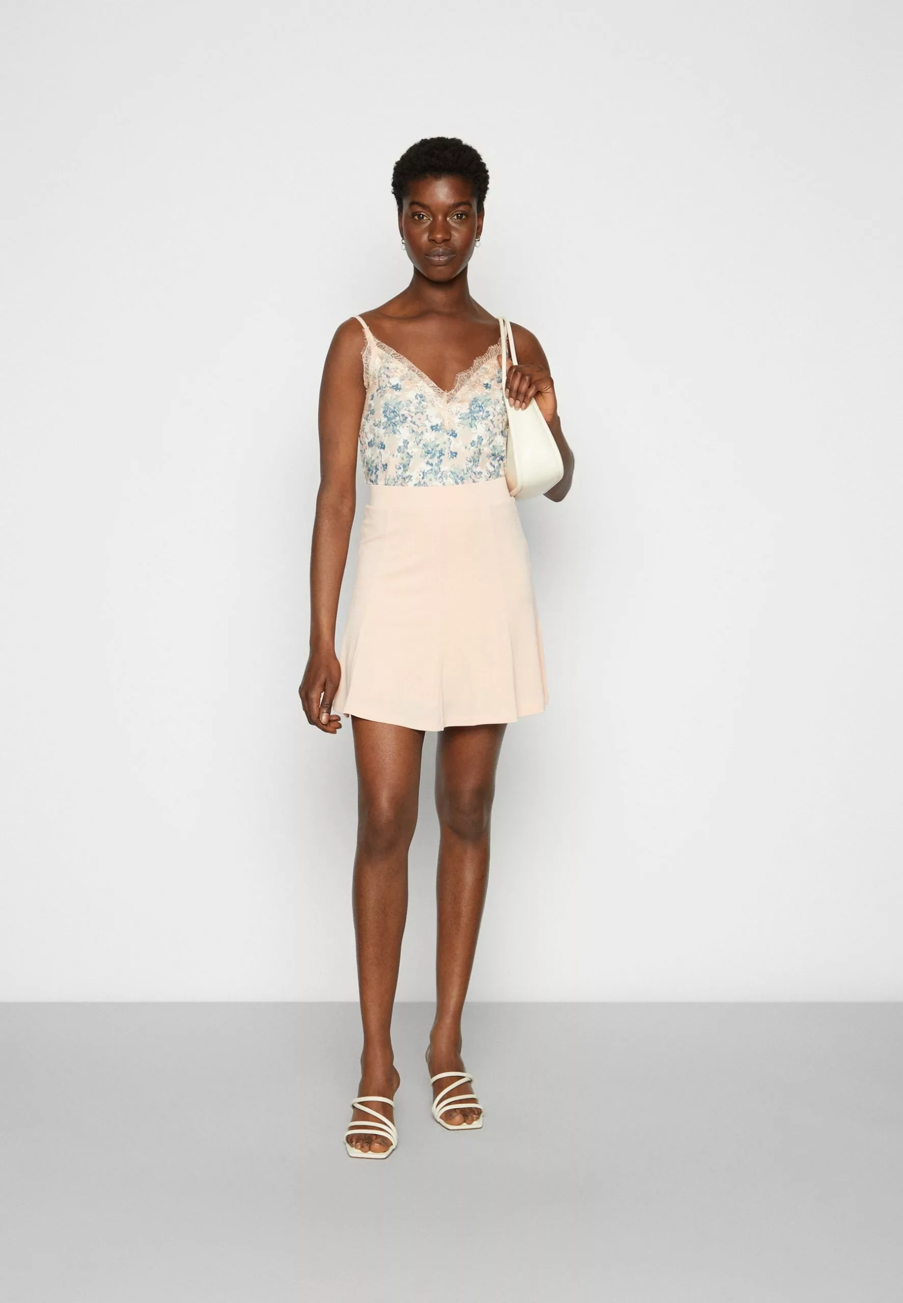 Anna Field Jupe Trapèze - Light Pink 4 Anna Field Jupe Trapèze - Light Pink – Image 2