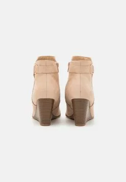 Anna Field Bottines Compensées - Beige 11 Anna Field Bottines Compensées - Beige -Anna Field Soldes fed07a038b23490cbf581c794b4f8df2